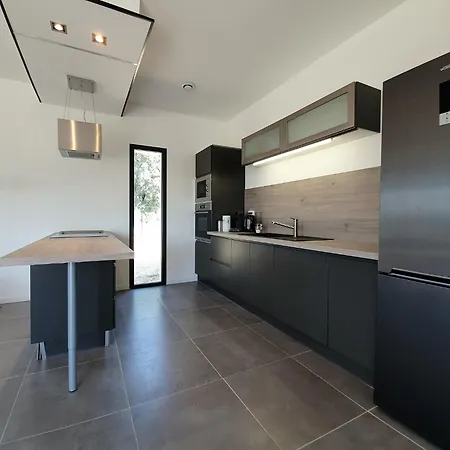 With Pool & Views Tatil Evi *